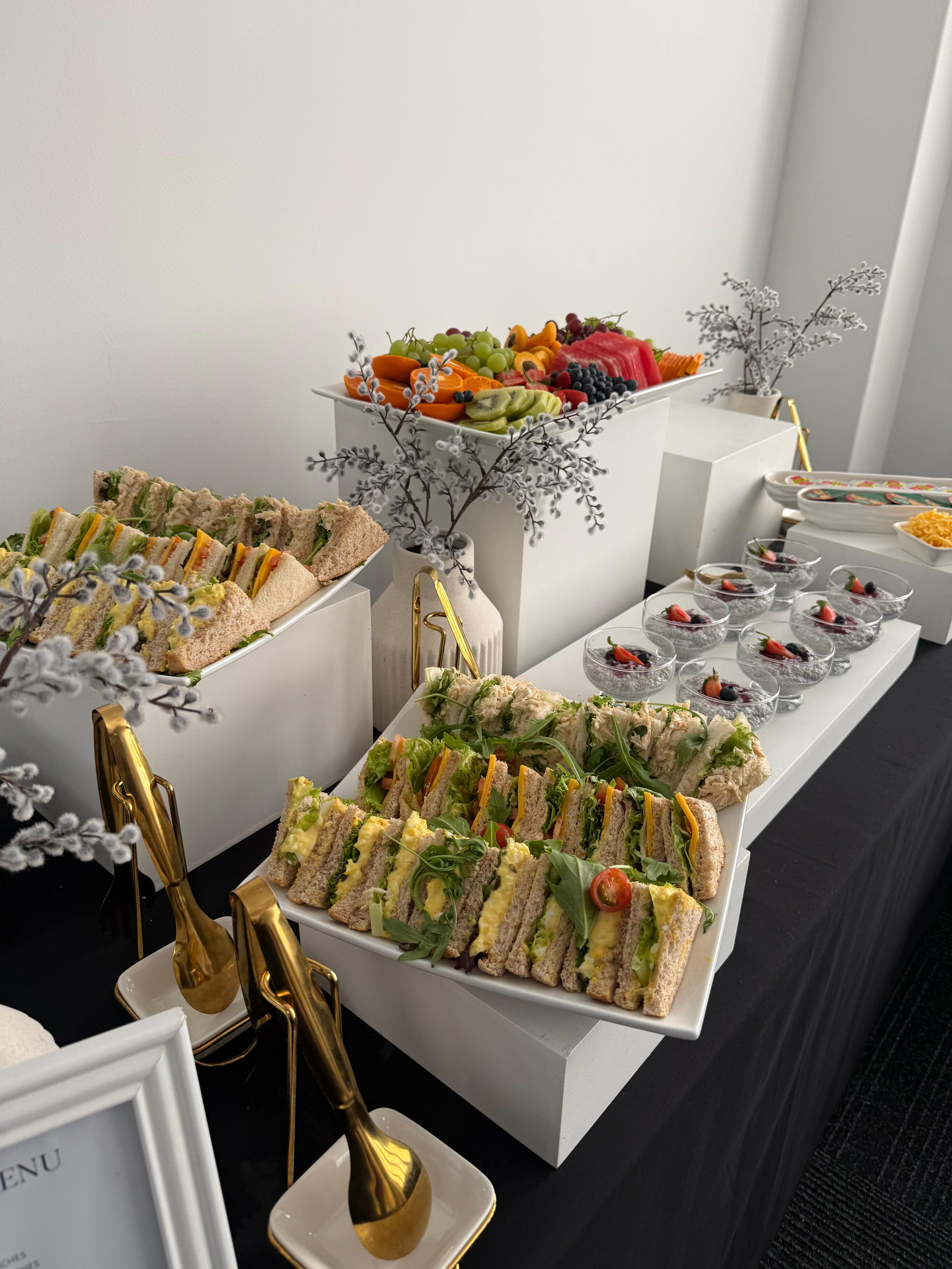Elegant appetizers and finger foods from professional catering
